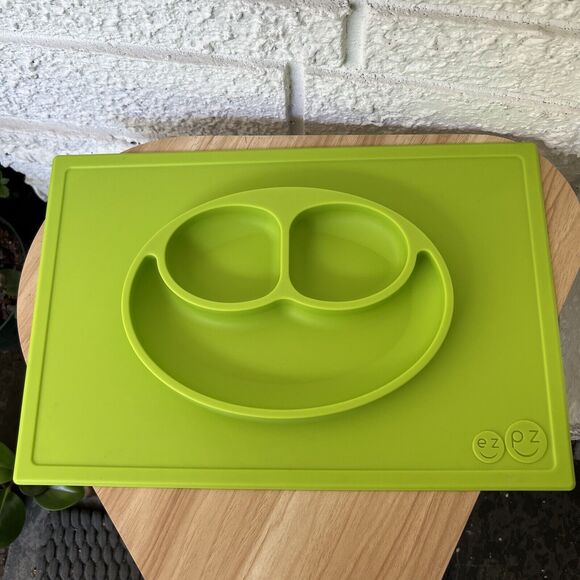 EZPZ The Happy Mat Green Suction Placemat Plate BPA PVC Lead Free Toddler Baby - Picture 1 of 8